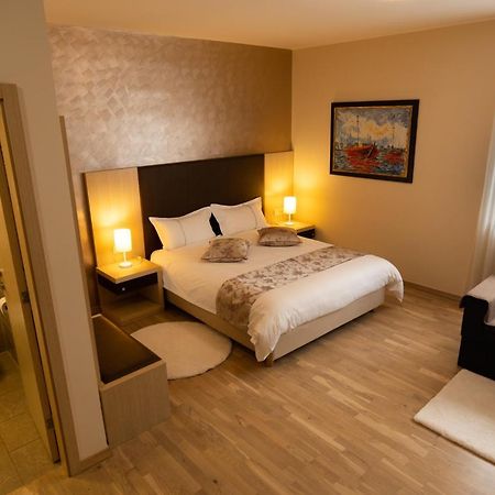 ザダル ルーム スカロップ Bed & Breakfast エクステリア 写真