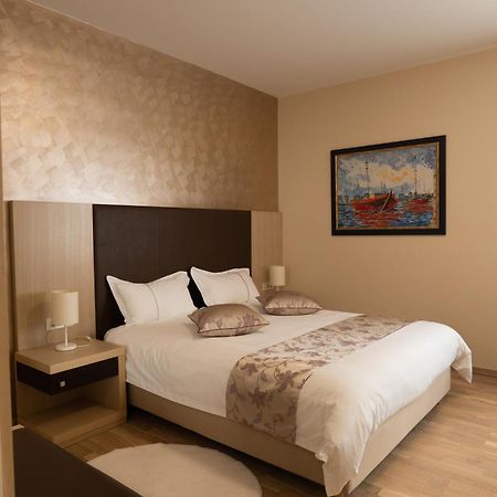 ザダル ルーム スカロップ Bed & Breakfast エクステリア 写真
