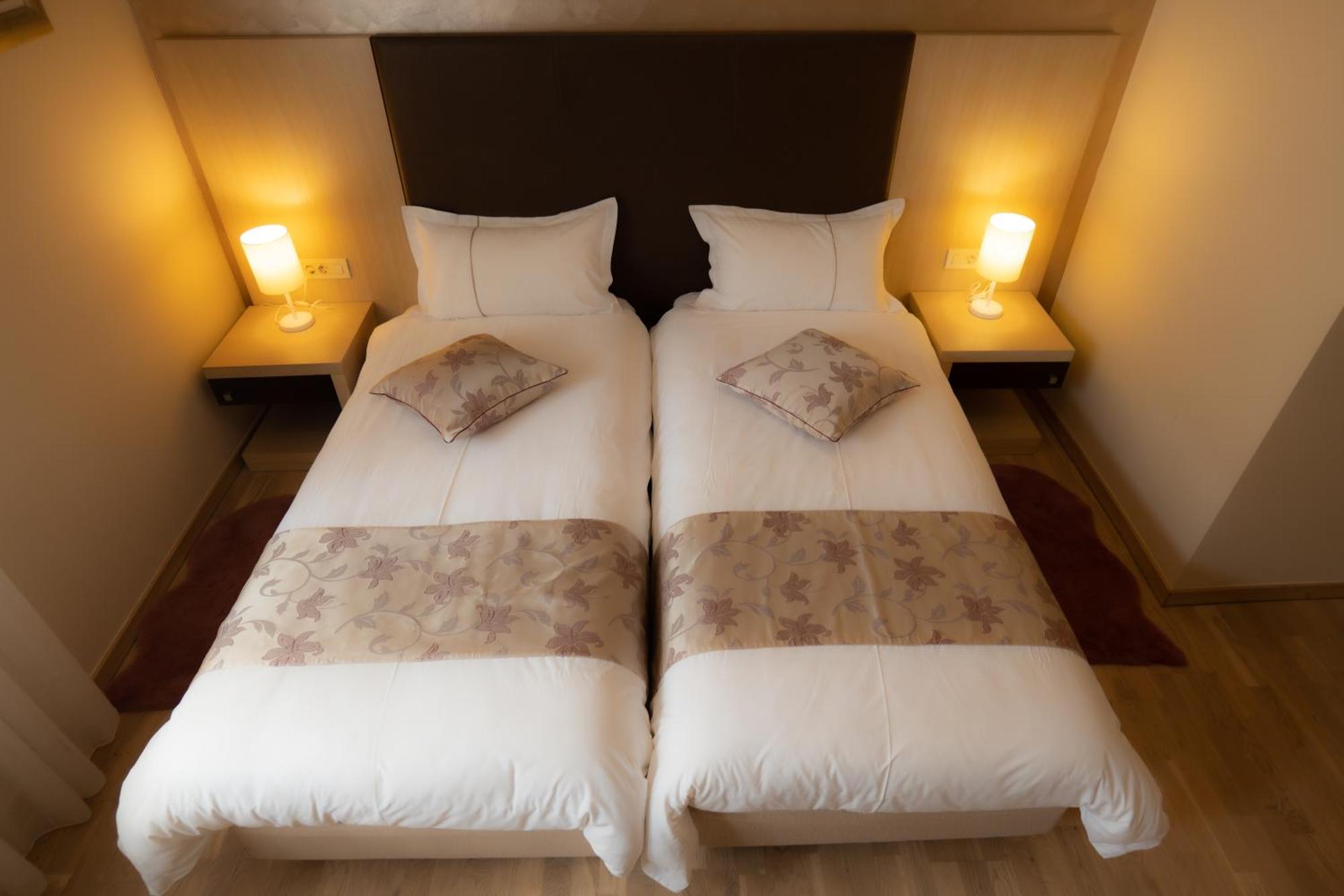 ザダル ルーム スカロップ Bed & Breakfast エクステリア 写真