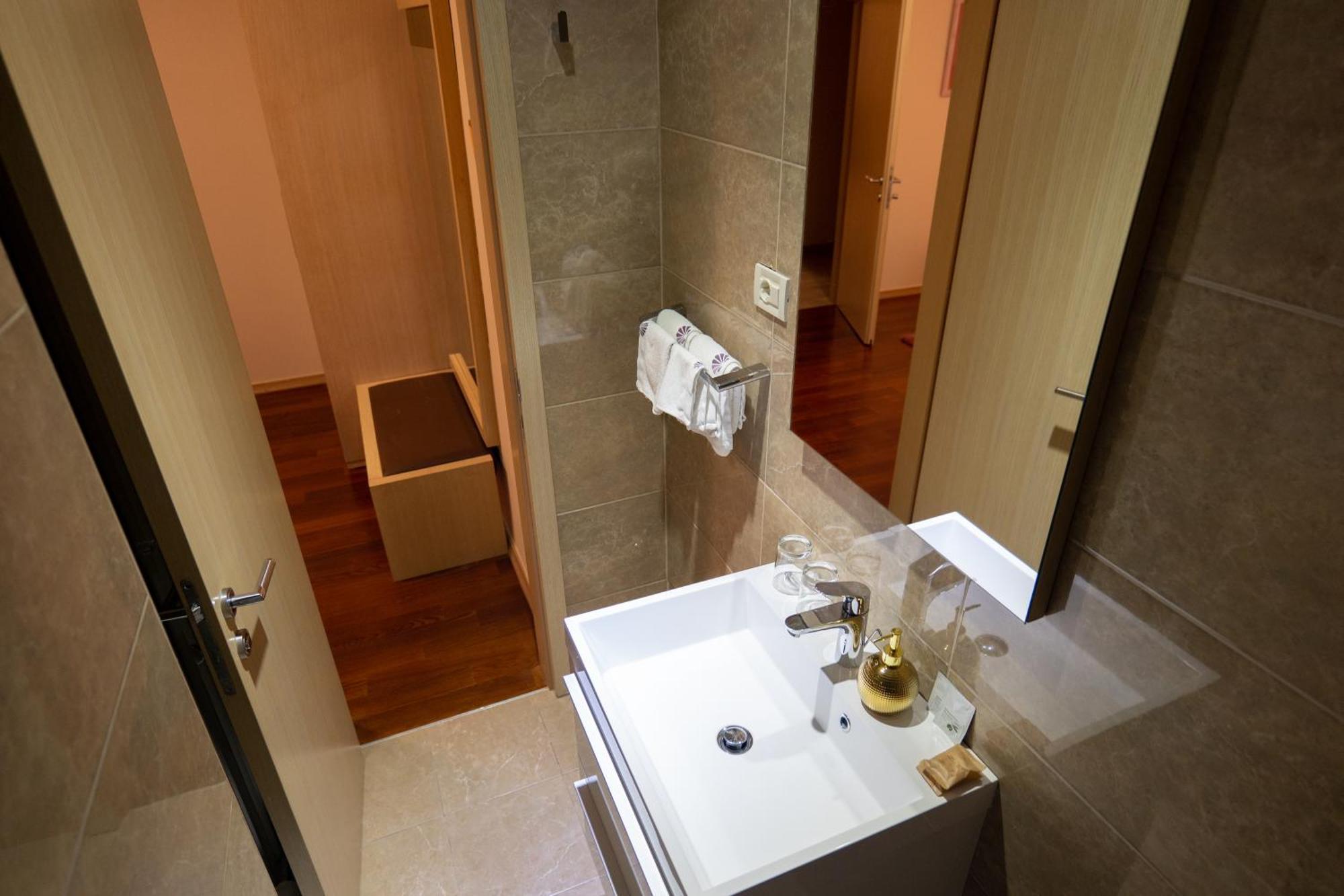 ザダル ルーム スカロップ Bed & Breakfast エクステリア 写真